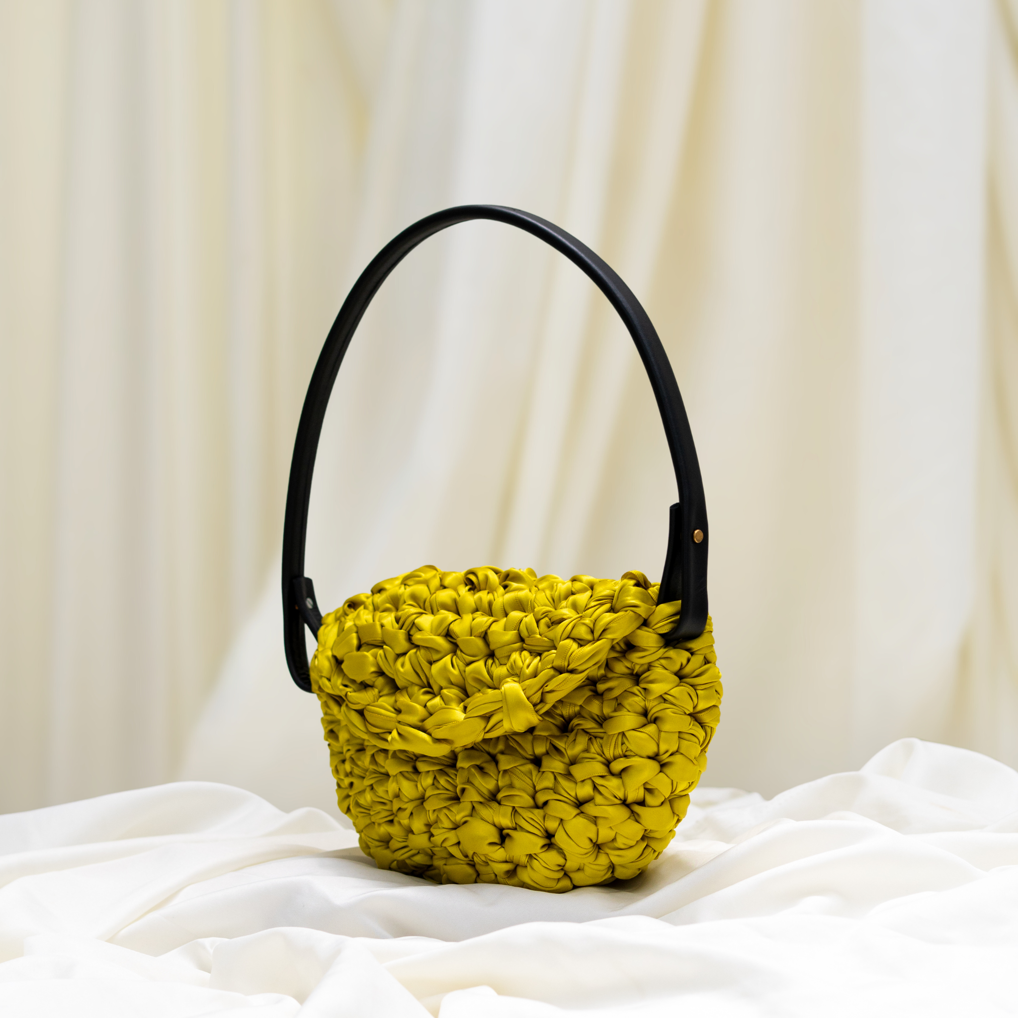 La Fleur - Chartreuse Sling Bag