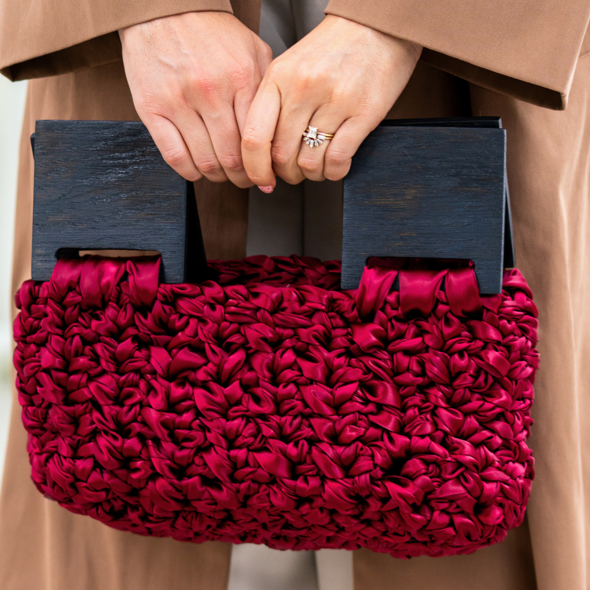 La Margot - Burgundy Oak Handle